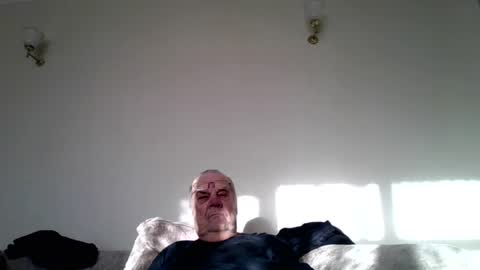 the masturbator online show from 3, 3, 2025