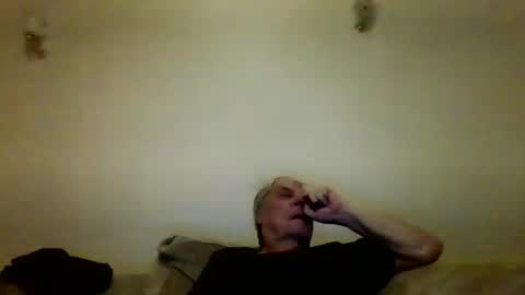 the masturbator online show from 4, 3, 2025