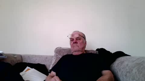 the masturbator online show from 9, 3, 2025