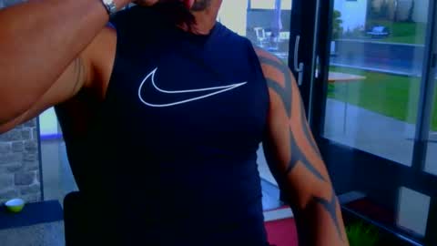 fabxxxl online show from 4, 4, 2026