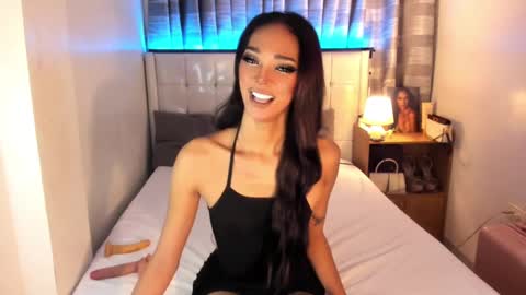 Snapshot of faelore_ chatting on 19, 1, 2025 faelore online show from 19, 1, 2025