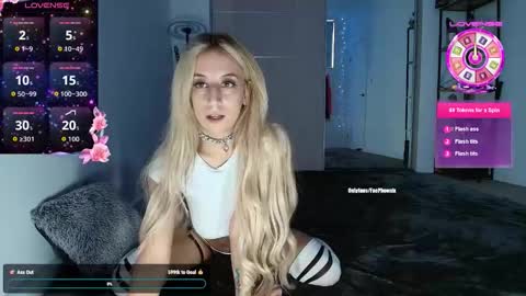 Snapshot of faephoenix chatting on 17, 11, 2025 Fae Phoenix online show from 17, 11, 2025