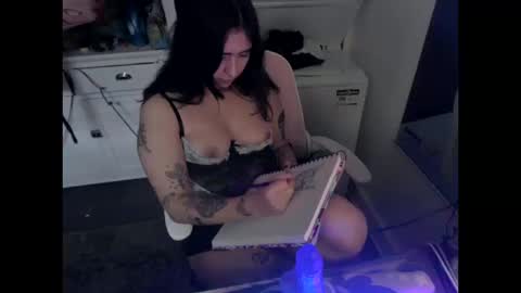 Snapshot of faeriefriend chatting on 13, 10, 2025 faeriefriend online show from 13, 10, 2025
