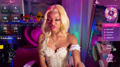 Fae and Cheta online show from 24, 4, 2026