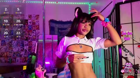 Fae and Cheta online show from 20, 5, 2026