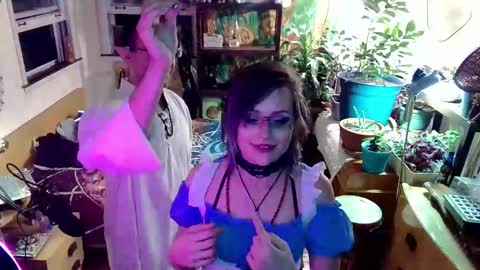 faewildflower online show from 14, 10, 2025