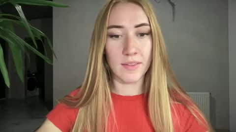 fairy_face online show from 21, 9, 2025