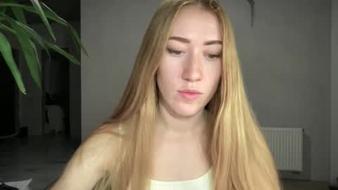 fairy_face online show from 5, 10, 2025