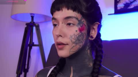 Snapshot of fairyflexxx chatting on 12, 10, 2025 Fairy online show from 12, 10, 2025