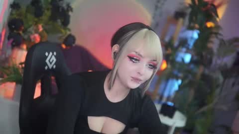 faith_chan online show from 19, 10, 2025