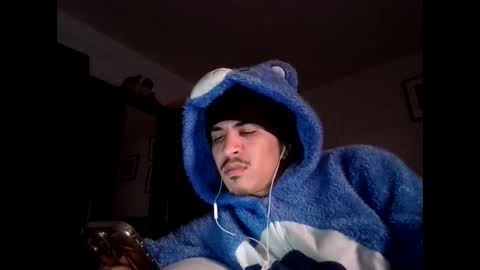 Snapshot of fallenalienz chatting on 8, 2, 2026 thefallenalien online show from 8, 2, 2026