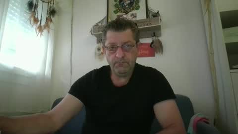 Snapshot of falushp chatting on 5, 5, 2026 falushp online show from 5, 5, 2026