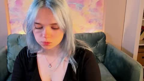 Bella online show from 1, 10, 2025