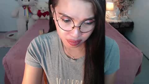 Layla online show from 13, 1, 2025