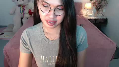 Layla online show from 25, 1, 2025