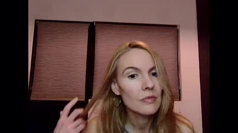 Fanny online show from 7, 1, 2025