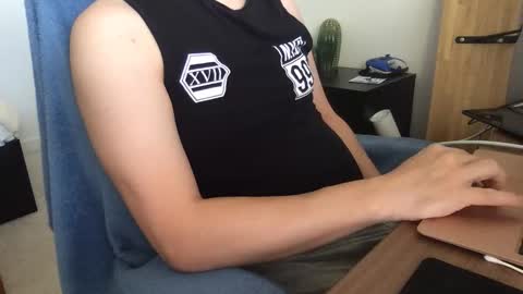 Snapshot of fantasticbake1 chatting on 9, 10, 2025 fantasticbake1 online show from 9, 10, 2025