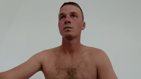 Snapshot of farafonoff chatting on 12, 10, 2025 farafonoff online show from 12, 10, 2025