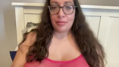 Farah online show from 10, 9, 2025