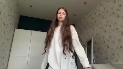 Luna online show from 27, 10, 2025