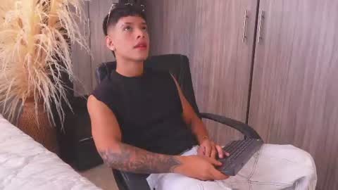 Snapshot of farid_jake_ chatting on 20, 6, 2026 farid_jake_ online show from 20, 6, 2026