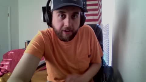 Snapshot of farmboy2398 chatting on 2, 1, 2025 farmboy2398 online show from 2, 1, 2025