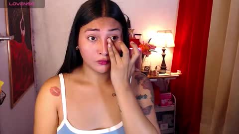 Snapshot of farrah_usan chatting on 12, 3, 2026 farrah_usan online show from 12, 3, 2026