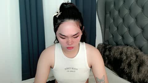farrahmoanx online show from 6, 12, 2024