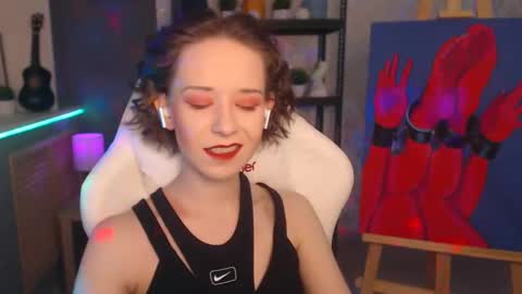 Fascinating   Eyes online show from 5, 3, 2025