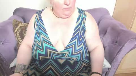 fashiona online show from 6, 11, 2025