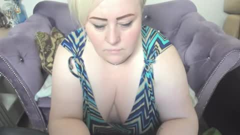 fashiona online show from 8, 3, 2026