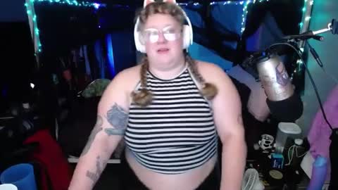 FatVeronica online show from 4, 2, 2025