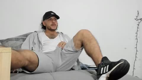 Snapshot of favid95 chatting on 24, 2, 2025 favid95 online show from 24, 2, 2025