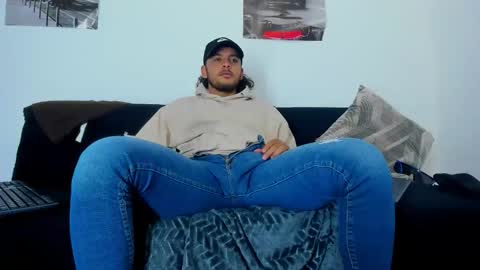 Snapshot of favid95 chatting on 12, 5, 2026 favid95 online show from 12, 5, 2026