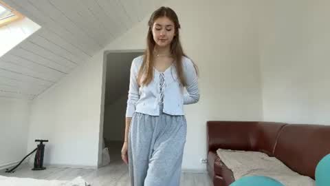 Emily online show from 14, 7, 2026