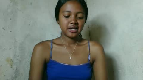 fayence09 online show from 21, 12, 2025