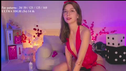 Snapshot of feelbetterwithme chatting on 12, 9, 2025 Princess Kate HOT ANAL VID ON FANSLY Help me reach 100 likes online show from 12, 9, 2025