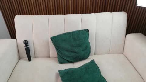 Feelena online show from 26, 2, 2026