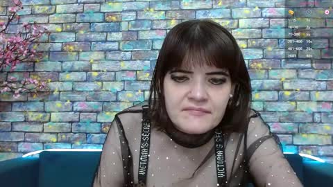 Laura online show from 6, 12, 2024