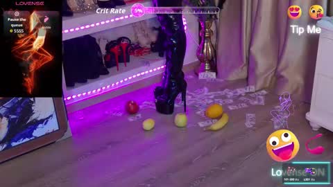 Snapshot of feetvibe chatting on 13, 10, 2025 FeetVibe online show from 13, 10, 2025