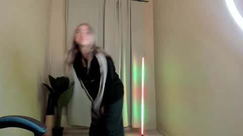 feiia online show from 19, 11, 2025