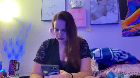 Snapshot of feistybabby chatting on 14, 9, 2025 Feisty online show from 14, 9, 2025