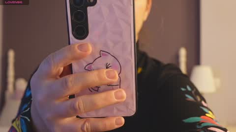 FeliciaKrige online show from 4, 2, 2025