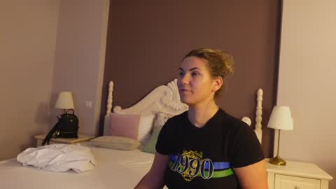 FeliciaKrige online show from 5, 2, 2025