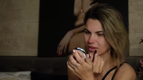 FeliciaKrige online show from 15, 4, 2026