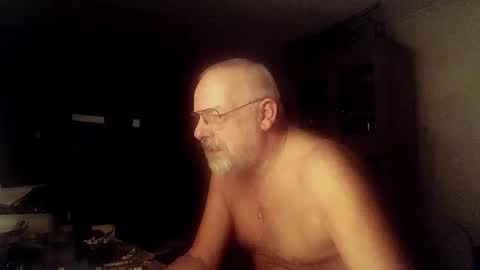 Snapshot of femdom_sub chatting on 24, 12, 2024 femdom_sub online show from 24, 12, 2024