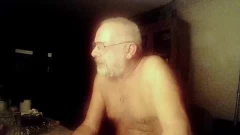 Snapshot of femdom_sub chatting on 2, 1, 2025 femdom_sub online show from 2, 1, 2025