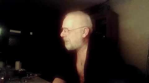 Snapshot of femdom_sub chatting on 3, 1, 2025 femdom_sub online show from 3, 1, 2025