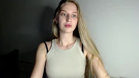 Snapshot of femkedejager chatting on 9, 10, 2025 Femke online show from 9, 10, 2025