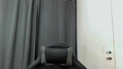 Snapshot of femylove chatting on 8, 2, 2025 YOUR BEAUTIFUL ASIANFHEMY online show from 8, 2, 2025